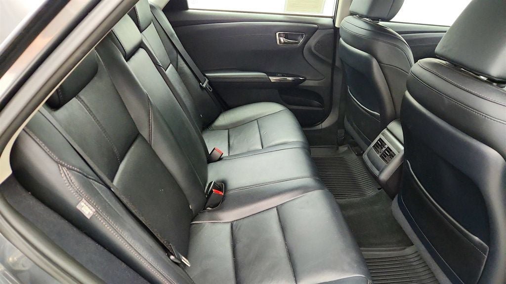 Used 2016 Toyota Avalon XLE Plus FWD image 21