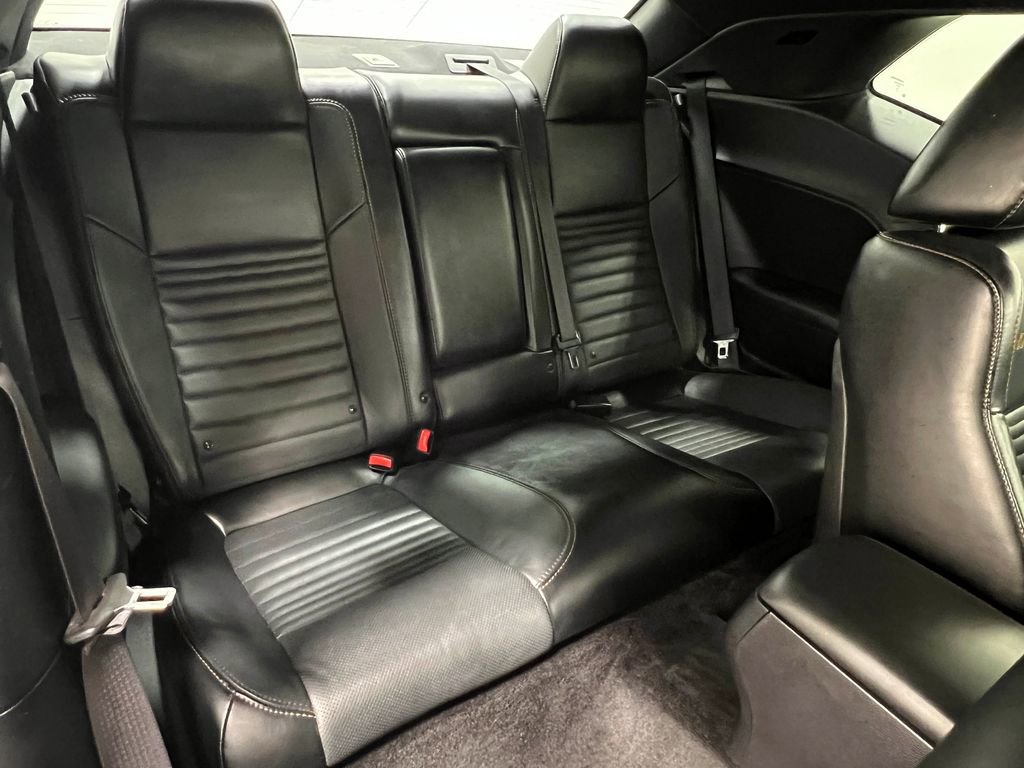 Used 2016 Dodge Challenger R/T Scat Pack RWD image 33