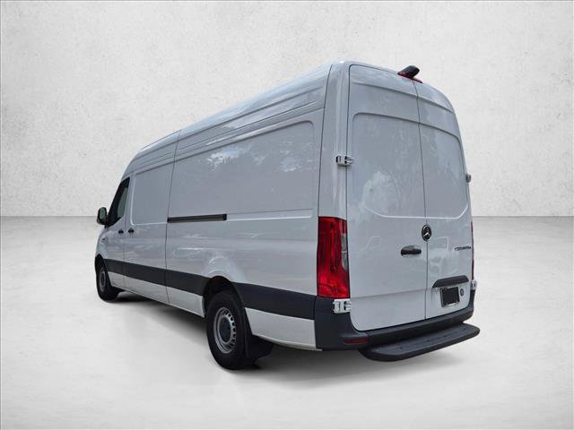 Used 2024 Mercedes-Benz eSprinter 170 Cargo image 7