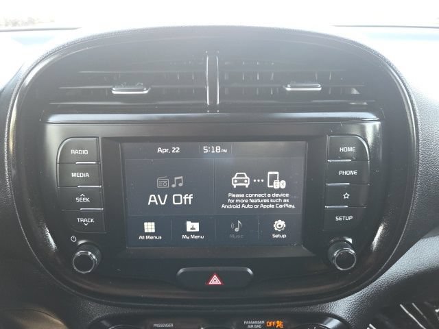 Used 2020 Kia Soul S FWD image 26