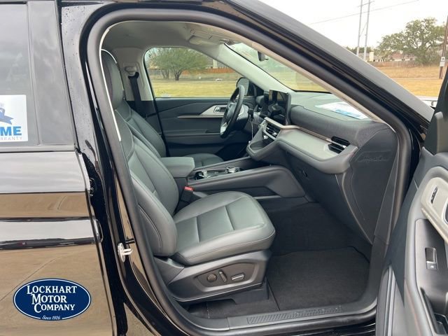 New 2026 Ford Explorer Active w/ Active Comfort Package RWD image 22