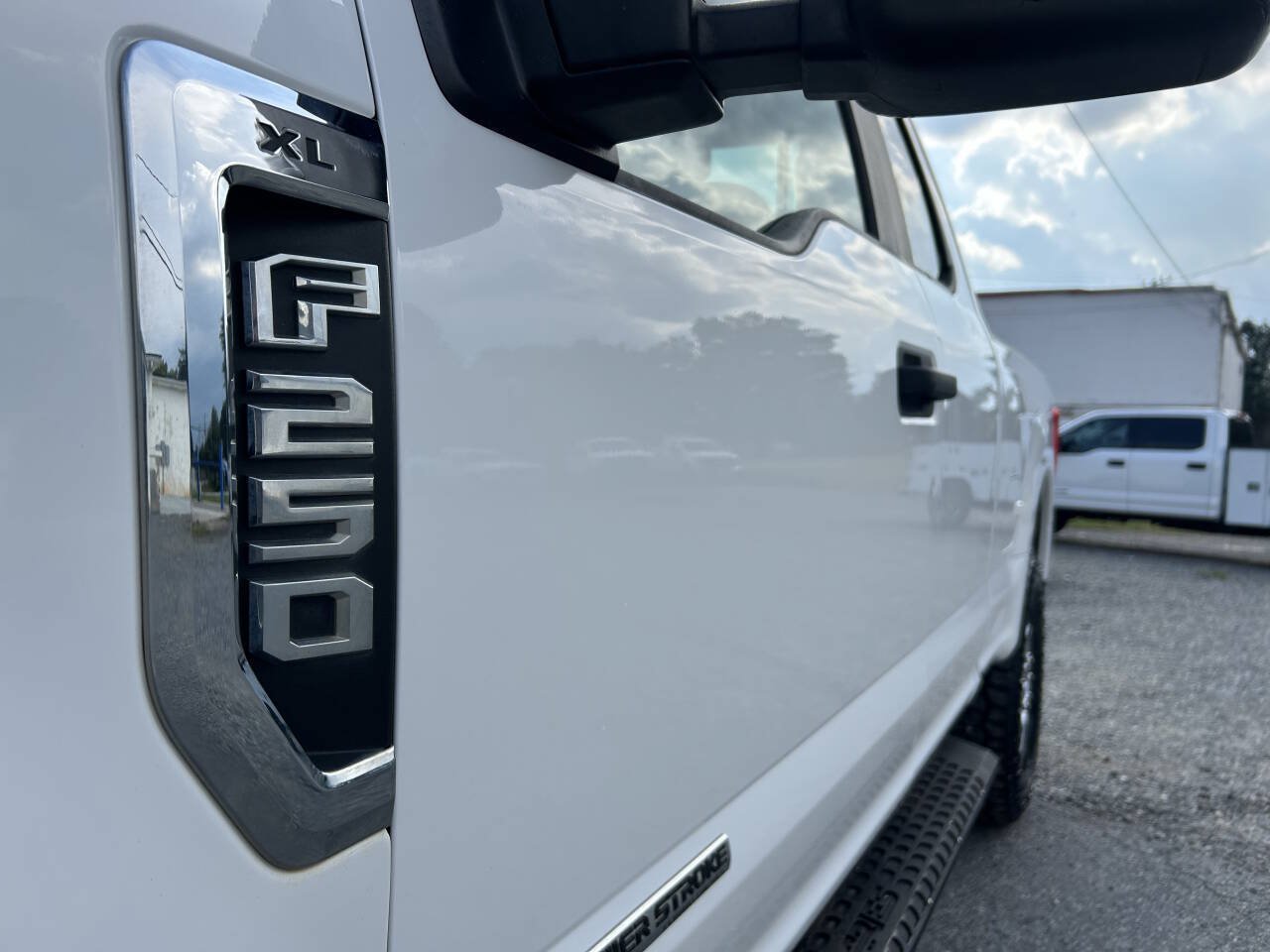 Used 2019 Ford F250 XL w/ XL Value Package AWD/4WD image 15