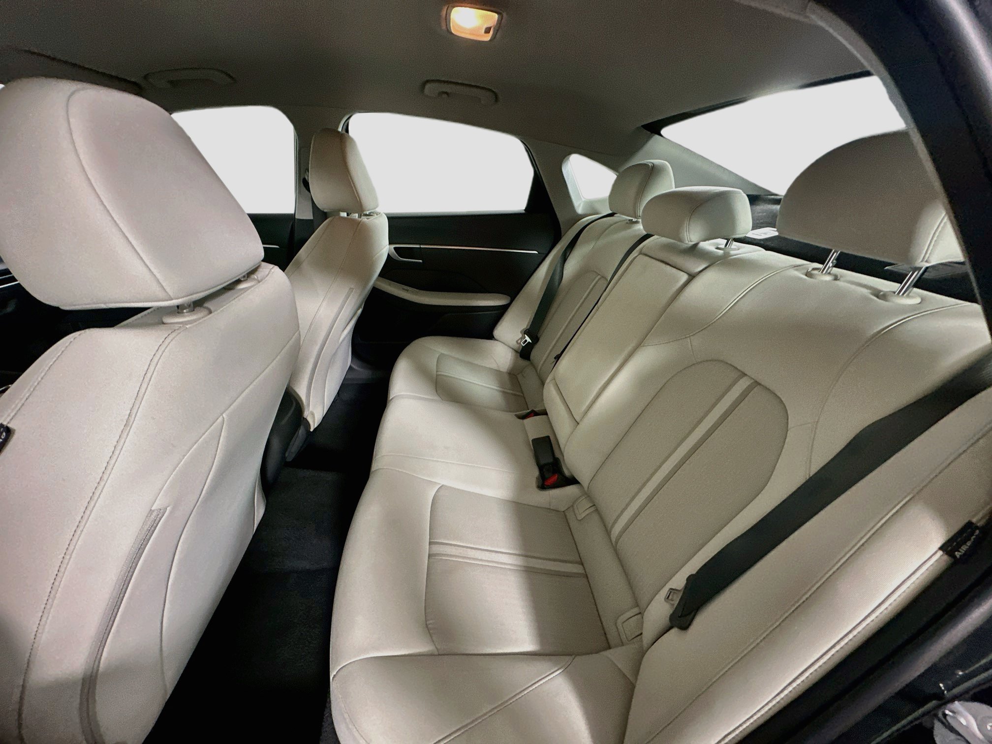 Used 2025 Hyundai Sonata SEL FWD image 26