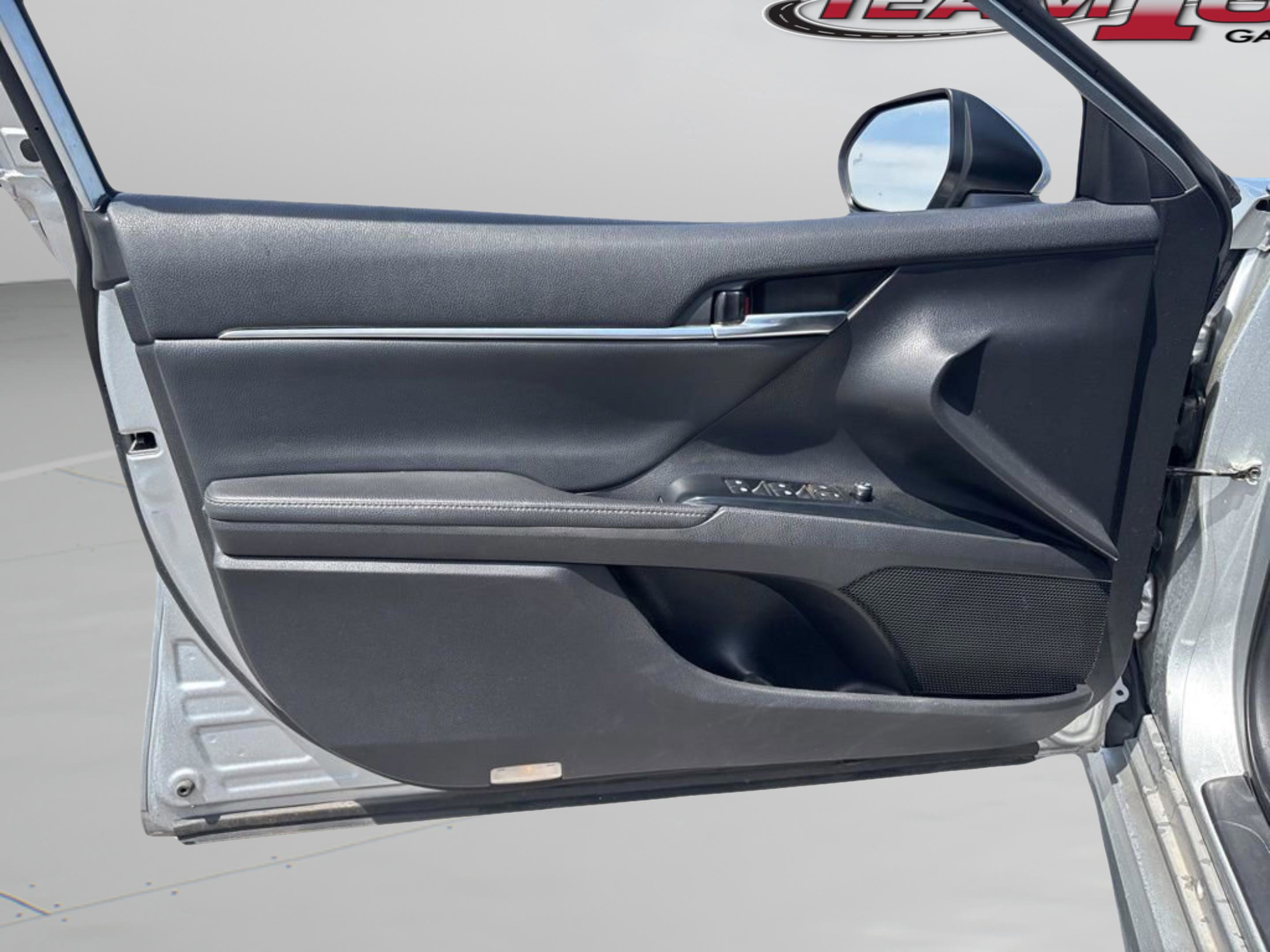 Certified 2020 Toyota Camry XSE FWD image 26