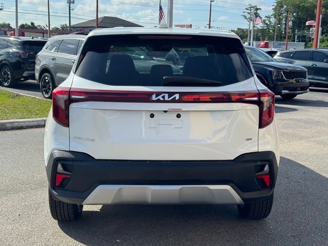 Certified 2025 Kia Seltos LX AWD/4WD image 6