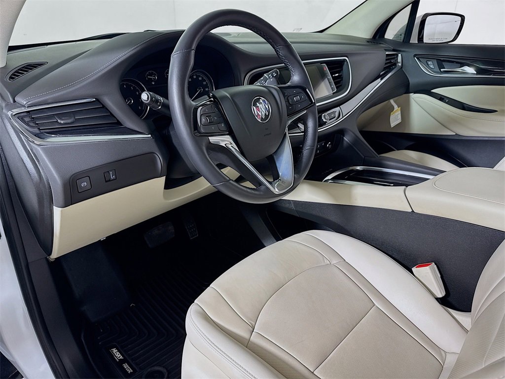 Certified 2024 Buick Enclave Essence image 7