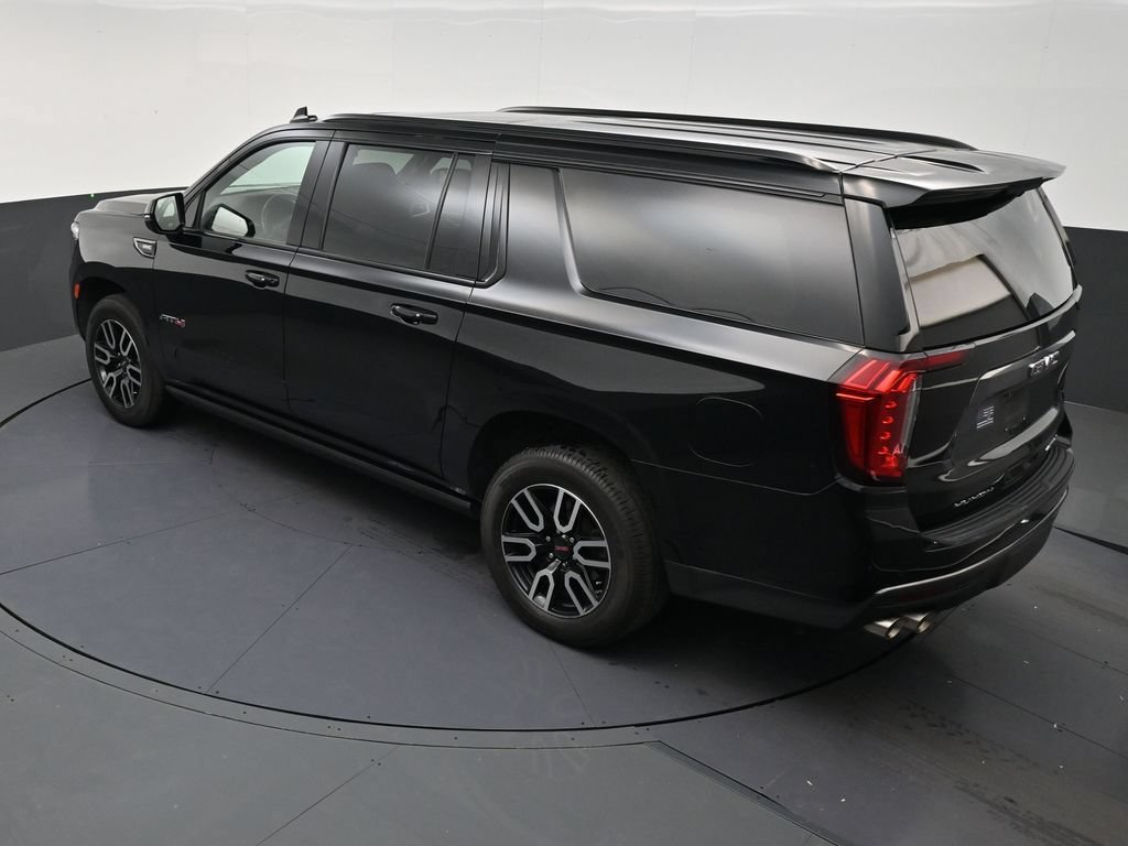 Used 2022 GMC Yukon XL AT4 AWD/4WD image 14