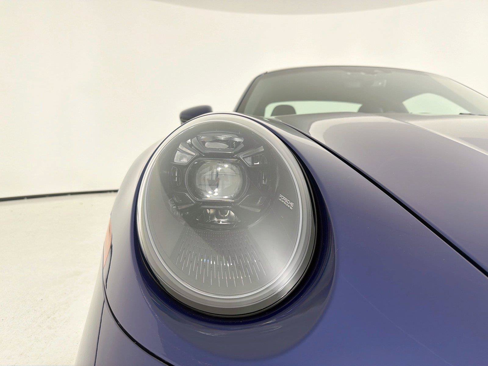 Certified 2022 Porsche 911 Turbo S AWD/4WD image 31