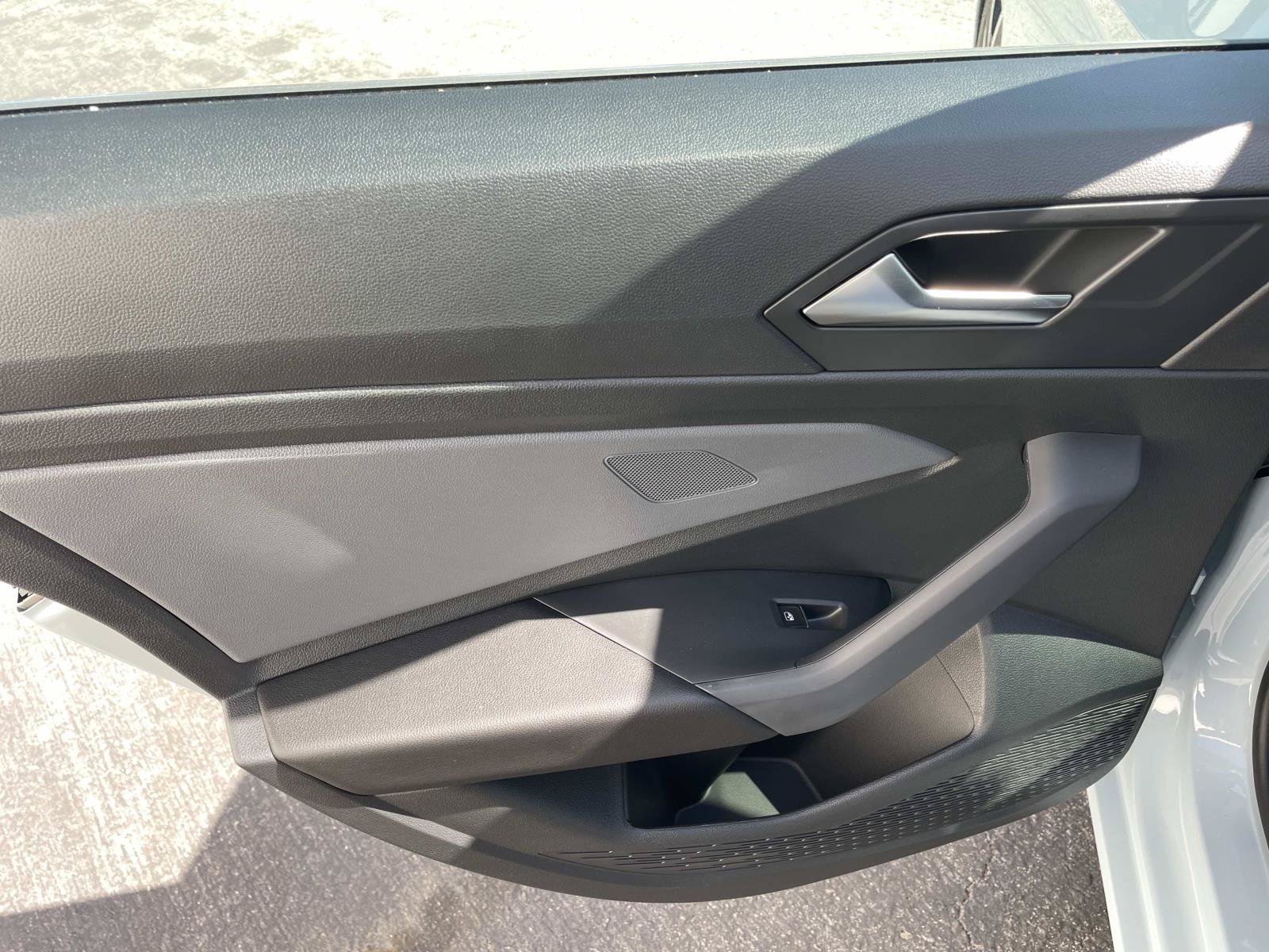 New 2027 Volkswagen Jetta SE FWD image 22