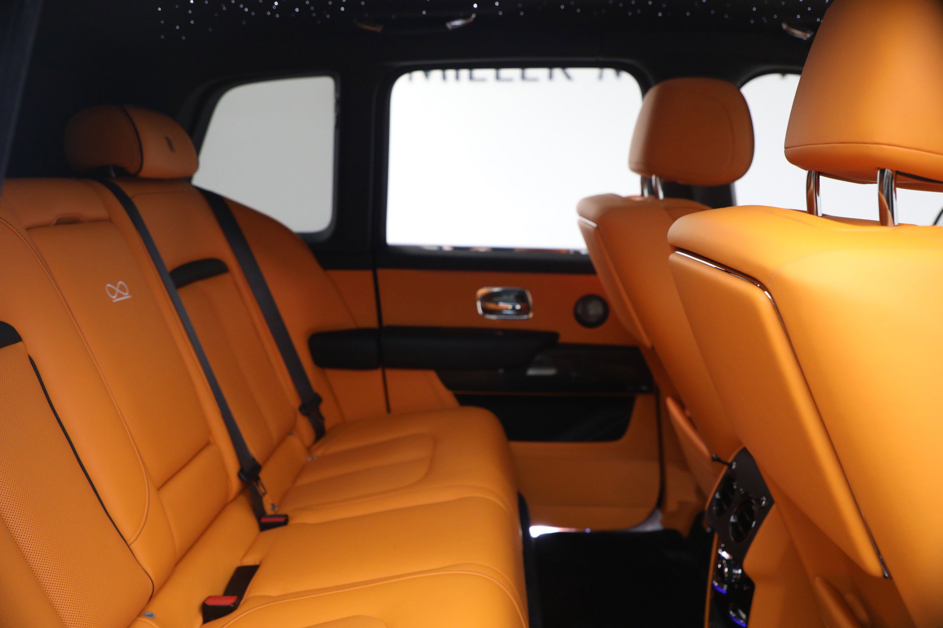 New 2026 Rolls-Royce Cullinan Black Badge image 22