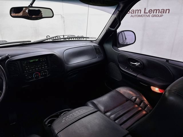 Used 2001 Ford F150 Harley-Davidson RWD image 21