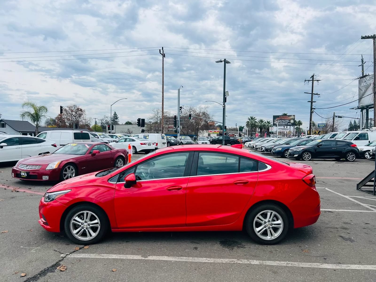 Used 2018 Chevrolet Cruze LT w/ LT Fleet Convenience Package FWD image 9