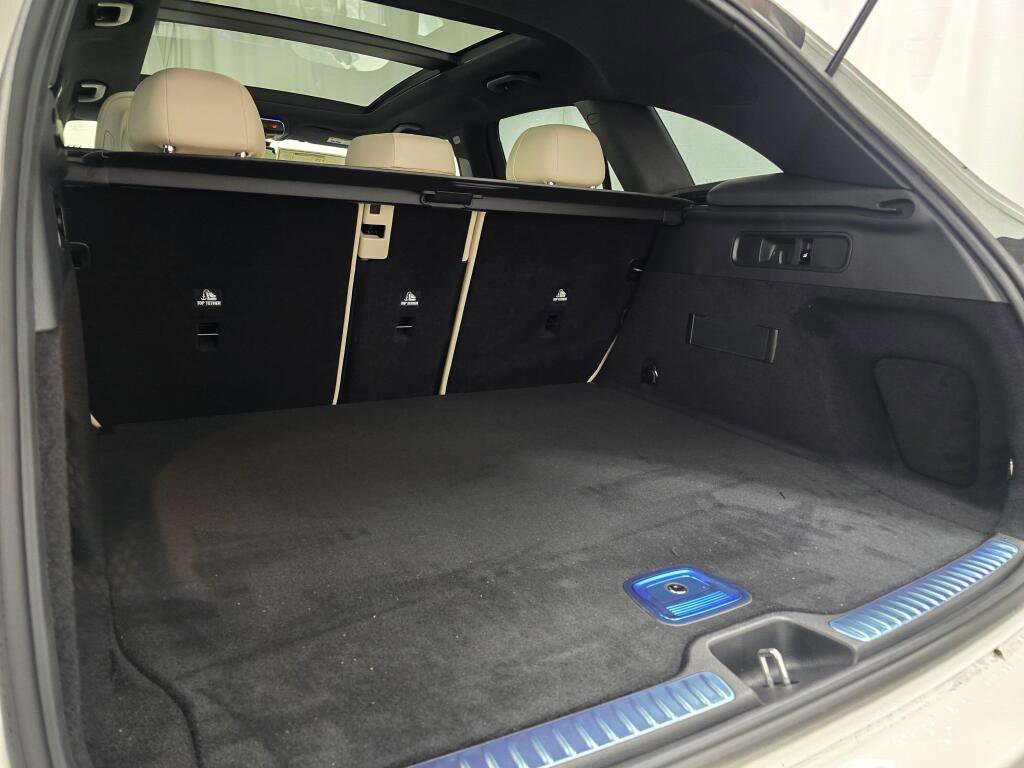 New 2026 Mercedes-Benz GLC 300 4MATIC image 21