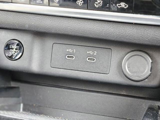 Certified 2024 Nissan Rogue SV FWD image 25