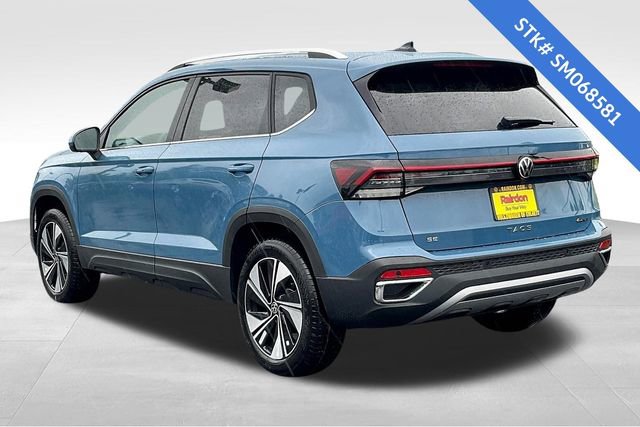 New 2025 Volkswagen Taos SE image 3