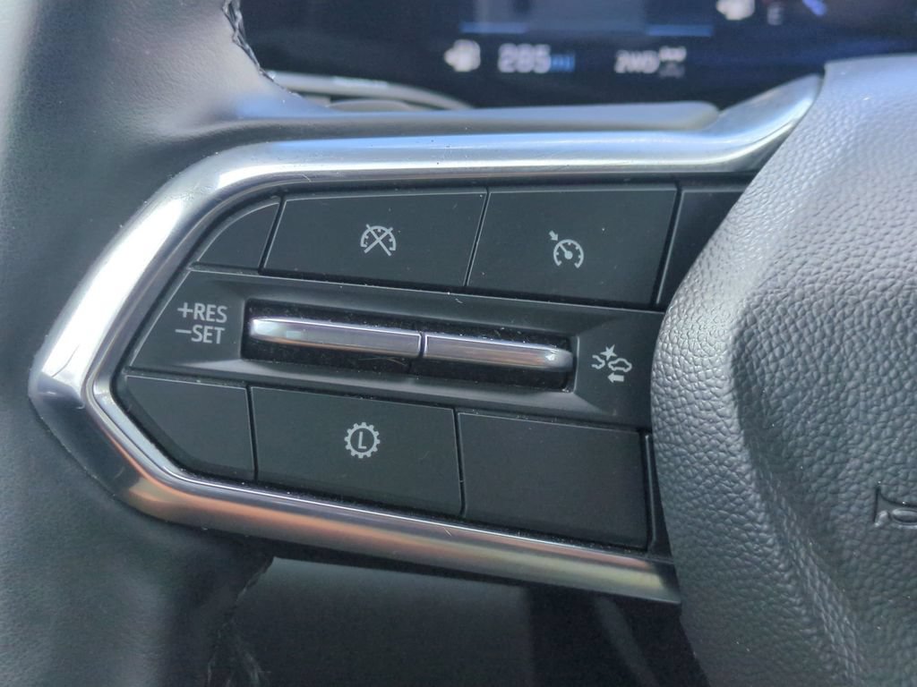 Used 2025 Chevrolet Equinox LT AWD/4WD image 20