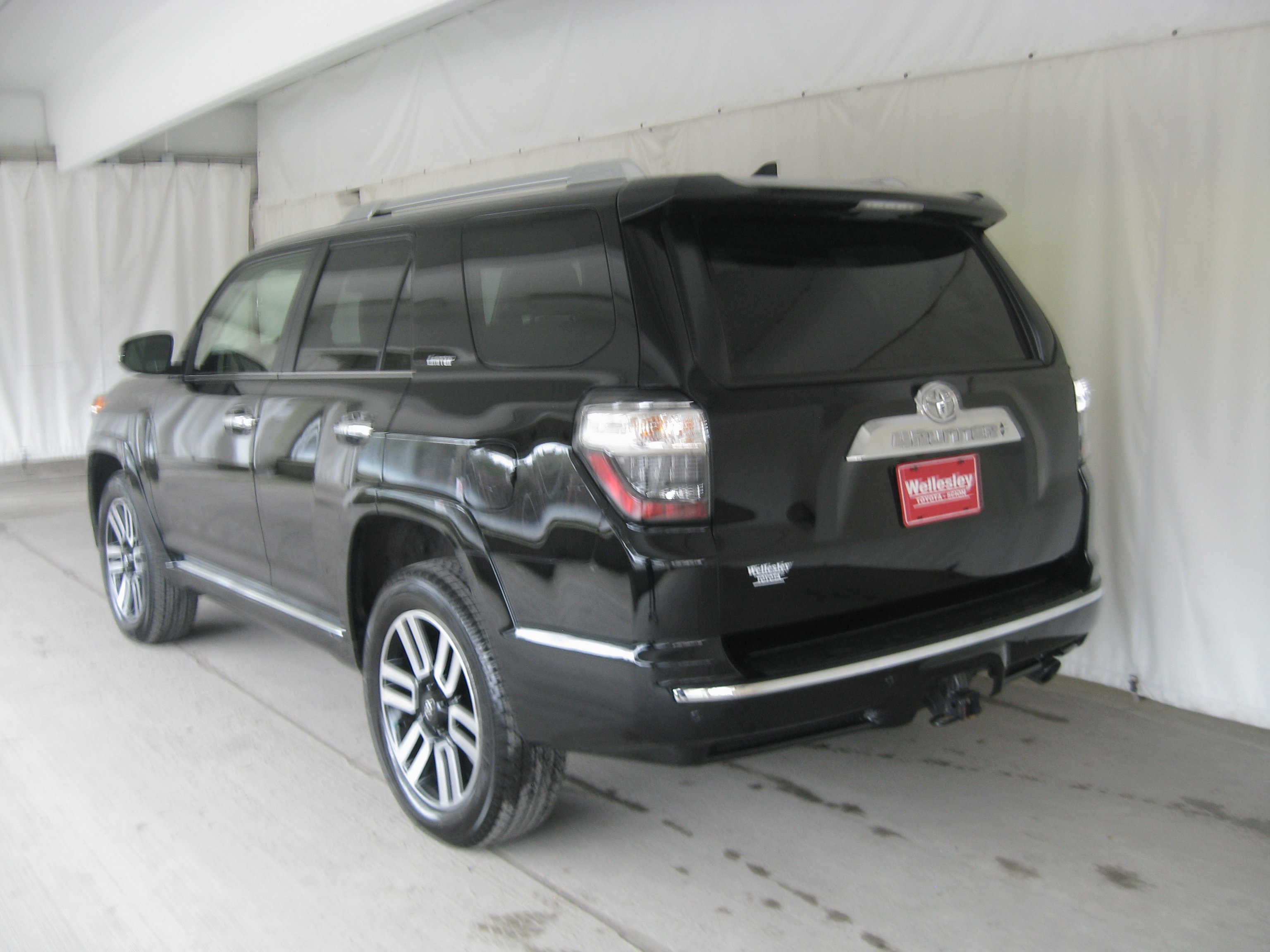 Used 2024 Toyota 4Runner Limited image 26