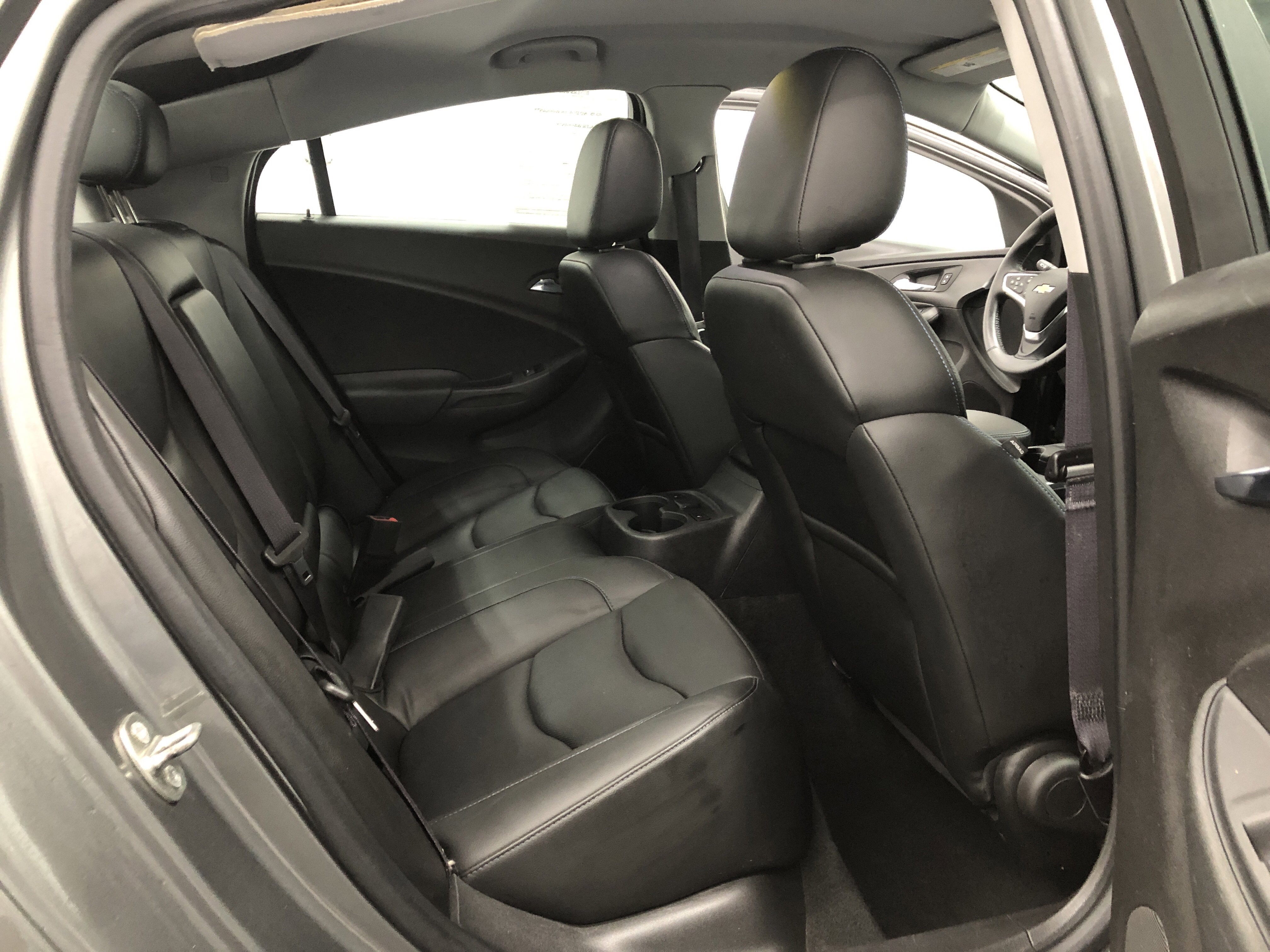 Used 2017 Chevrolet Volt Premier w/ Driver Confidence II Package image 9