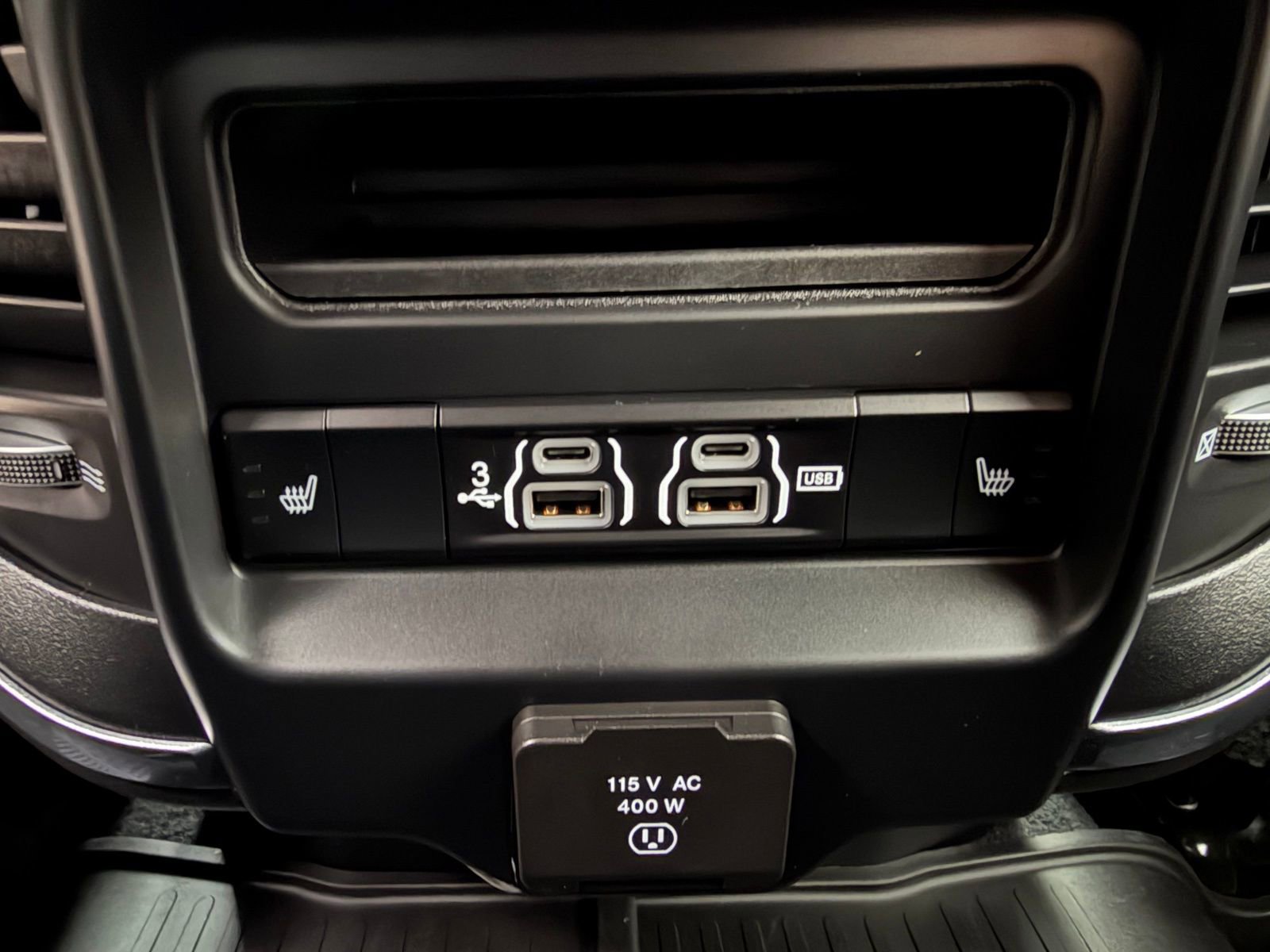 Used 2020 RAM 3500 Laramie image 34