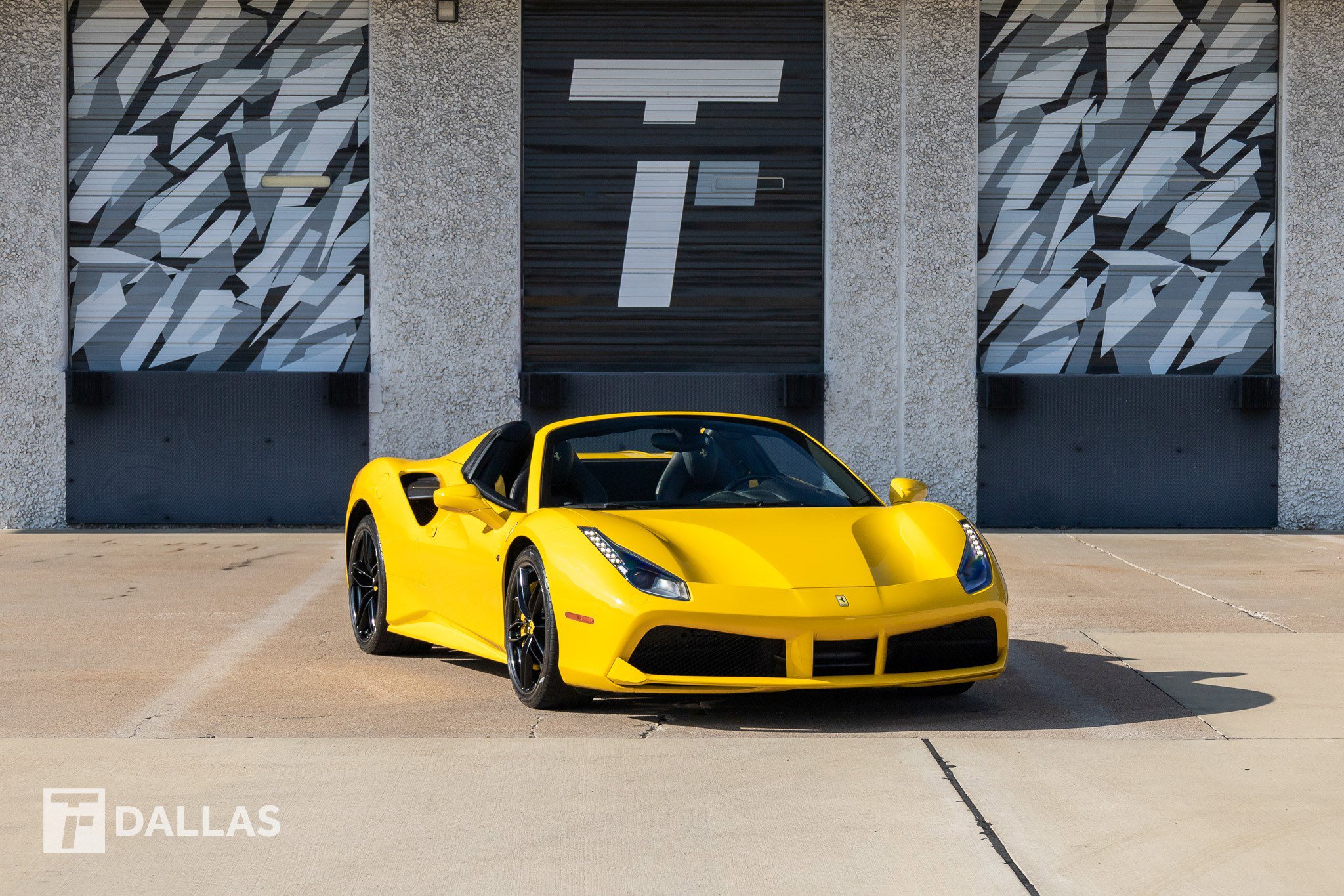 Used 2017 Ferrari 488 Spider RWD image 1