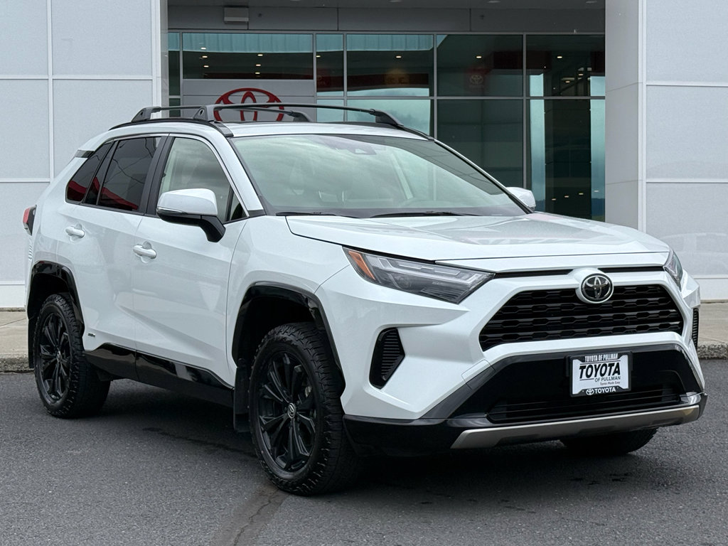 Used 2025 Toyota RAV4 SE w/ Convenience Package AWD/4WD image 1