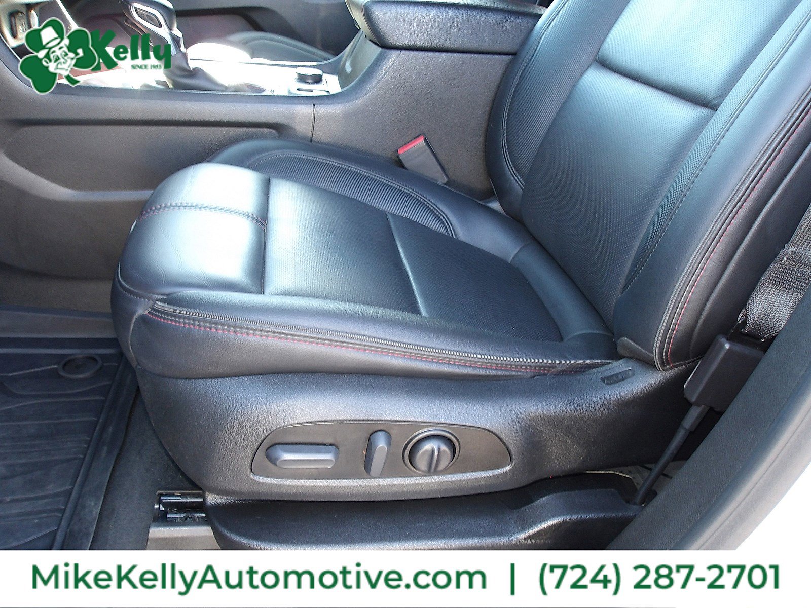 Used 2023 Chevrolet Traverse RS w/ LPO, Floor Liner Package FWD image 16