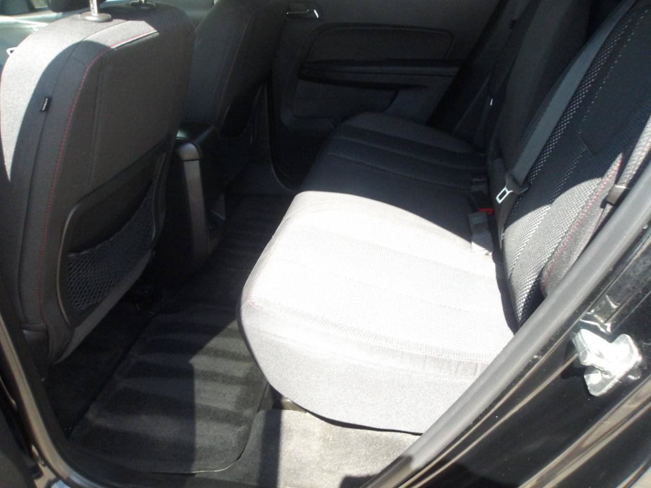 Used 2015 Chevrolet Equinox LT FWD image 17