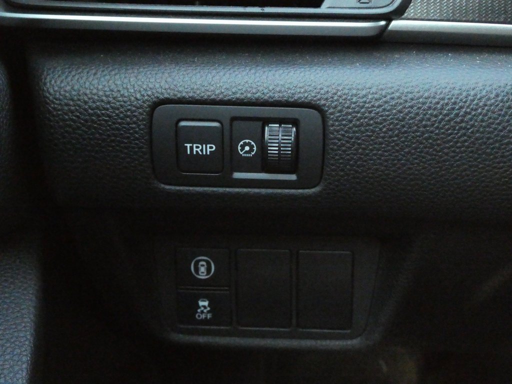 Used 2019 Honda Accord Sport image 13