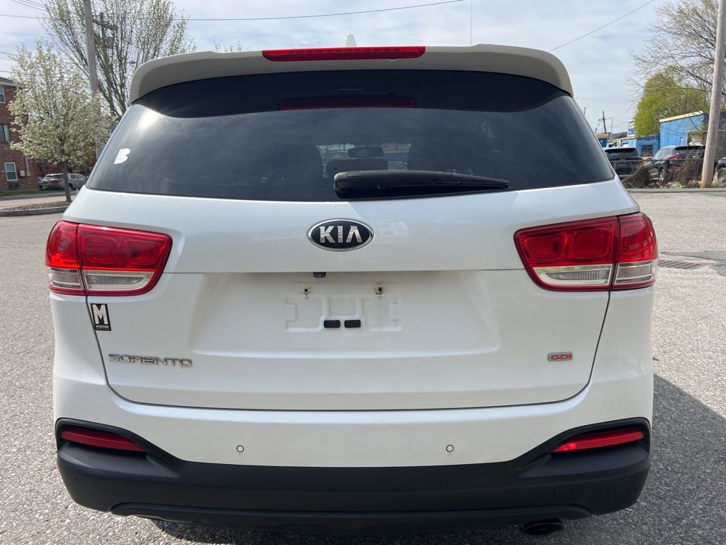 Used 2016 Kia Sorento LX w/ LX Convenience Package AWD/4WD image 4