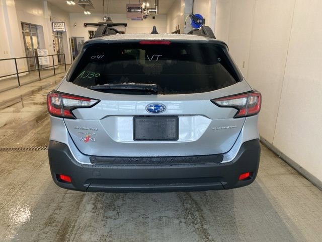 Certified 2025 Subaru Outback Premium image 6