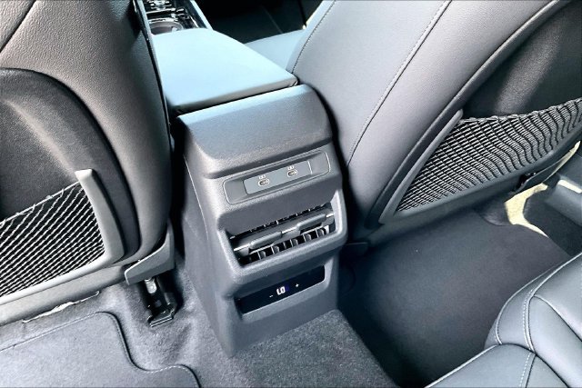 New 2026 Audi Q3 quattro 2.0T AWD/4WD image 25
