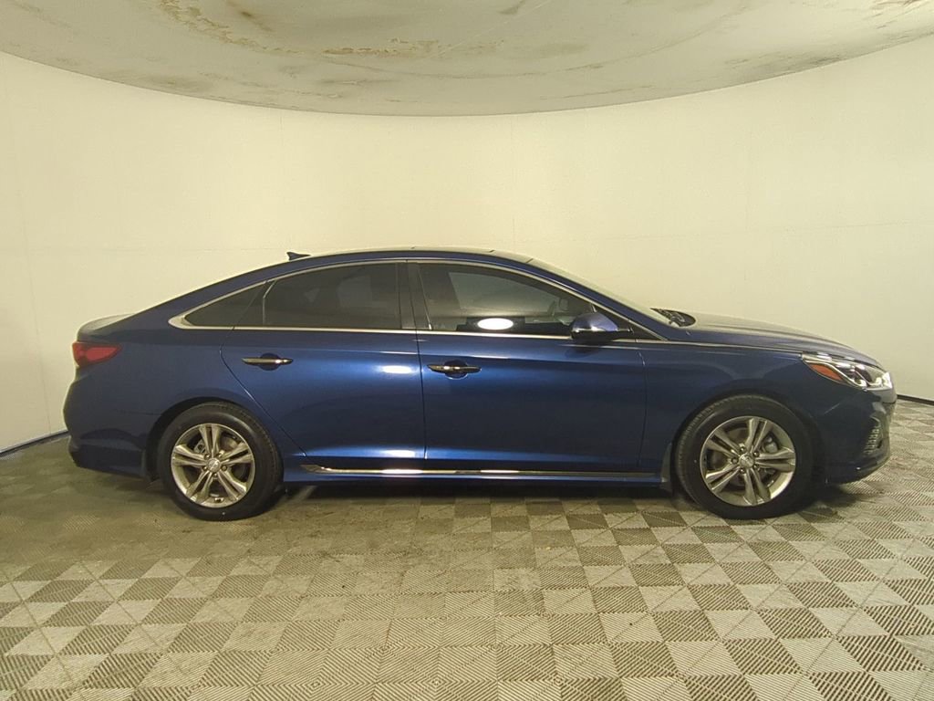 Used 2018 Hyundai Sonata Sport FWD image 4