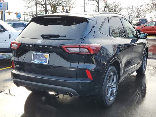 Certified 2023 Ford Escape ST-Line Select w/ Tech Pack #2 image 4