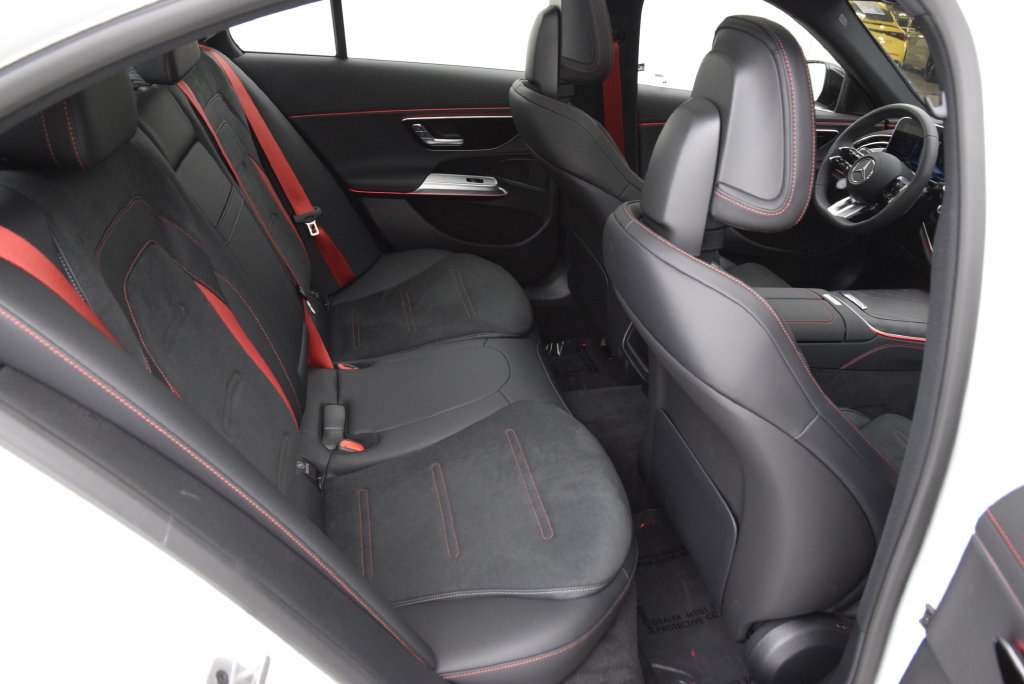 New 2026 Mercedes-Benz E 53 AMG e 4MATIC Sedan image 19