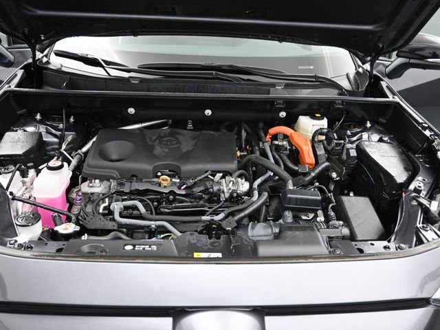 Used 2024 Toyota RAV4 XSE w/ Advanced Technology Package image 29