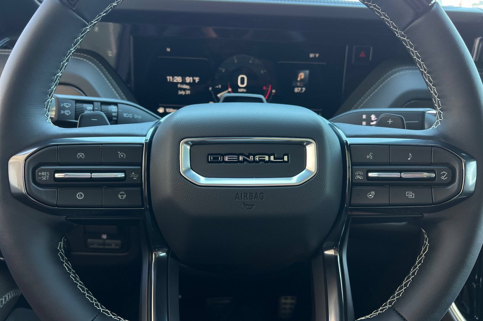 New 2026 GMC Yukon Denali Ultimate AWD/4WD image 24