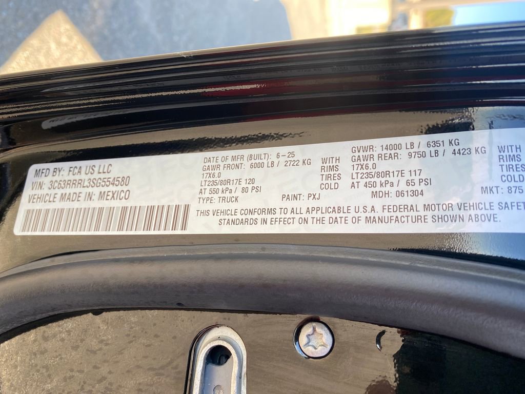 Used 2025 RAM 3500 Limited image 31