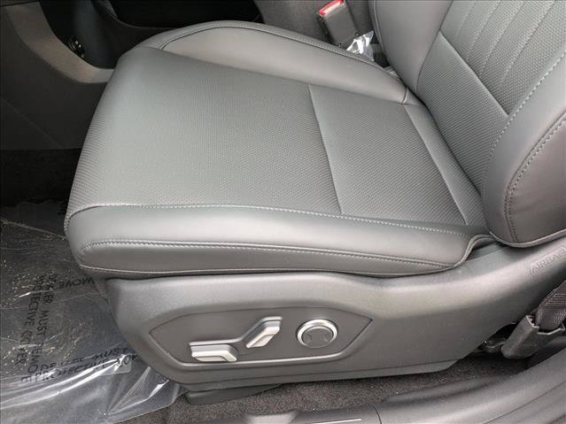 New 2026 Hyundai Santa Fe SEL FWD image 4