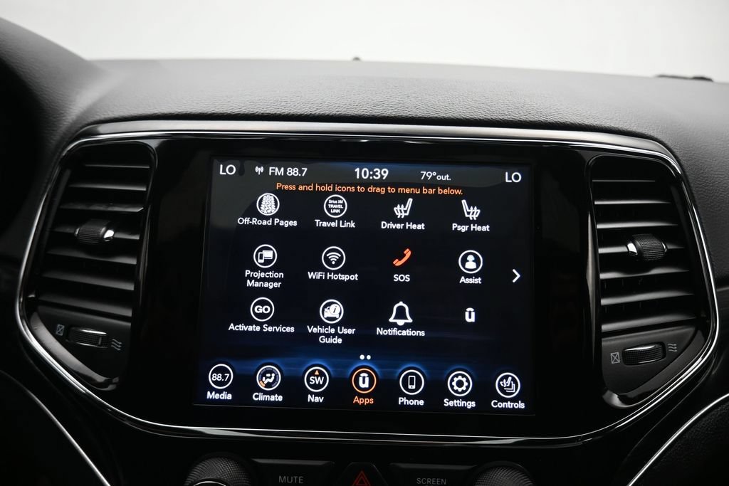 Used 2020 Jeep Grand Cherokee Limited AWD/4WD image 16