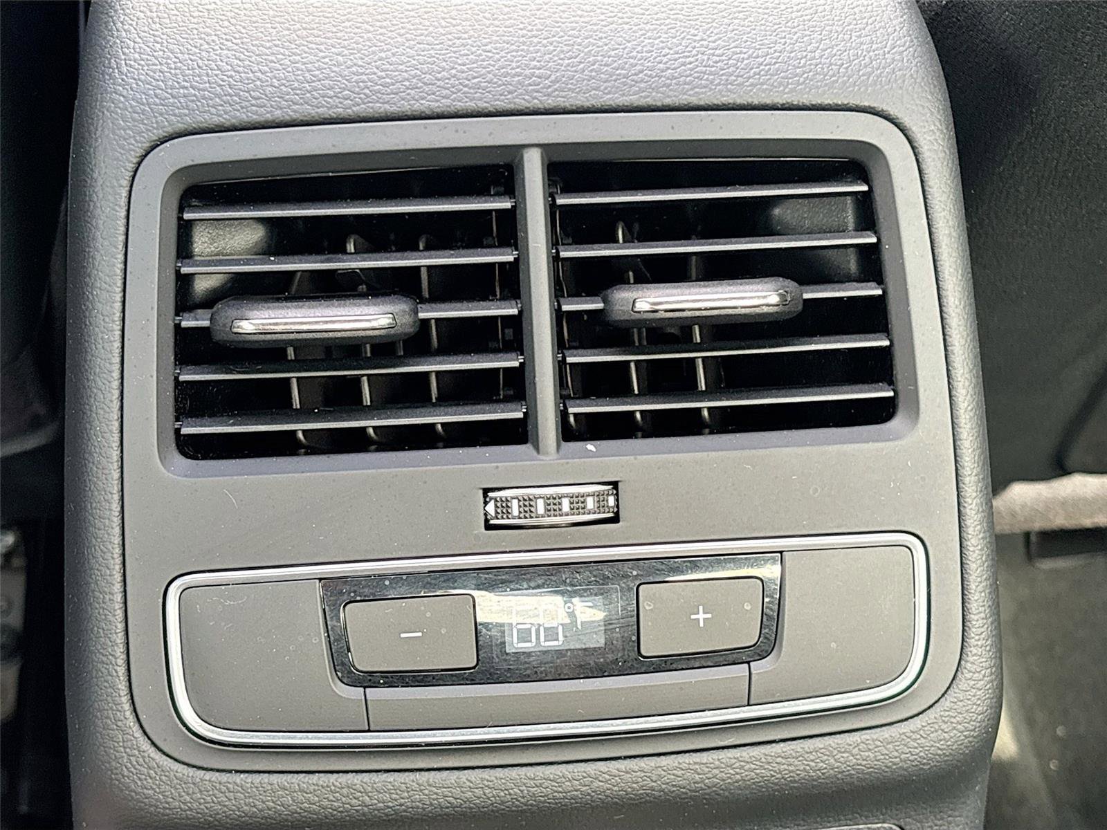 Used 2018 Audi A5 2.0T Premium image 25