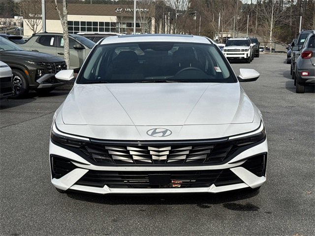 Certified 2025 Hyundai Elantra SEL image 2