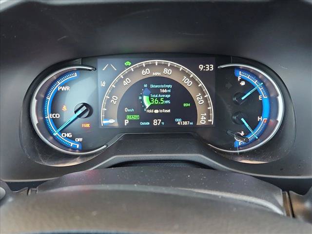 Used 2024 Toyota RAV4 LE AWD/4WD image 11
