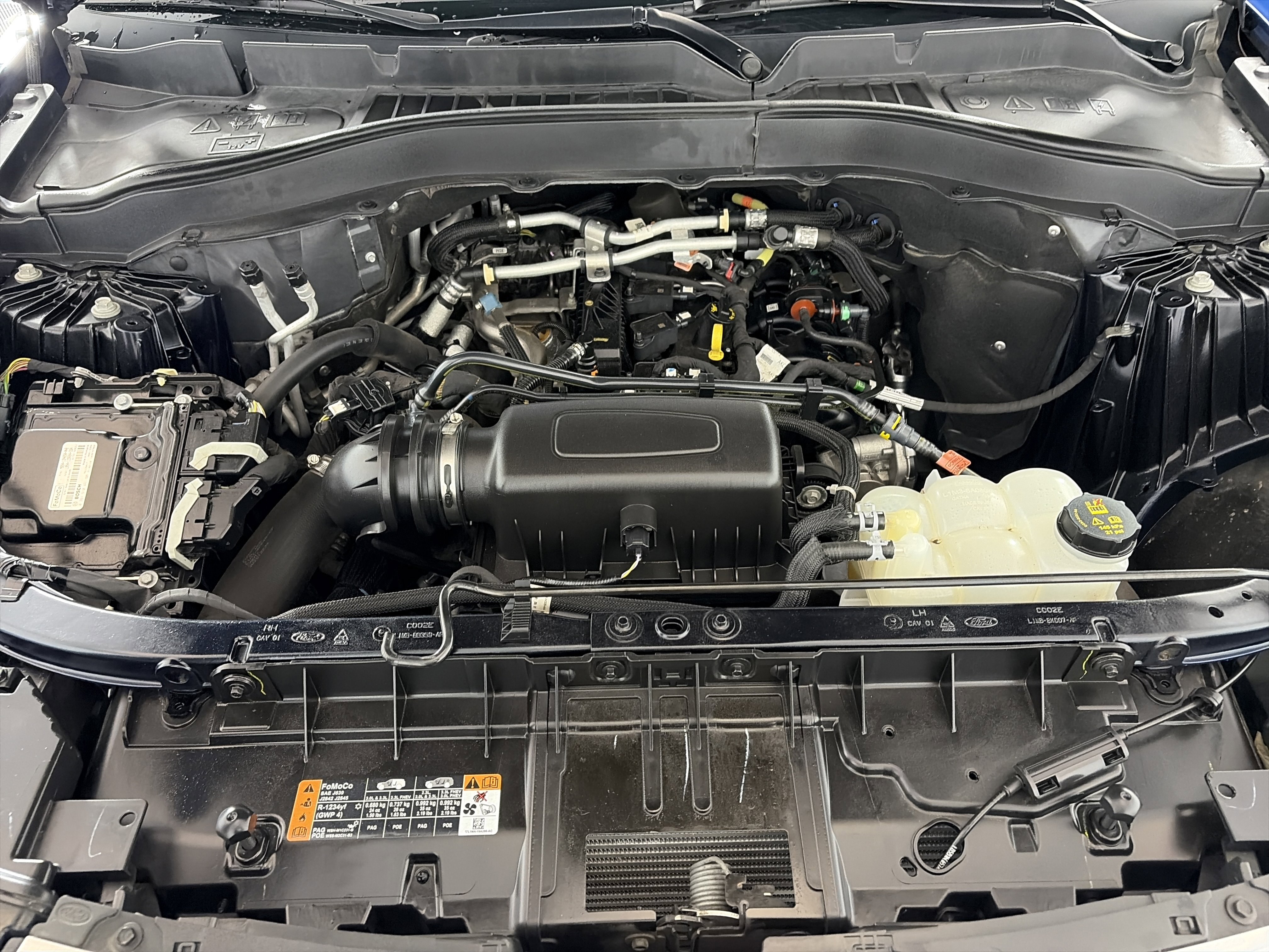 Used 2021 Ford Explorer XLT image 15