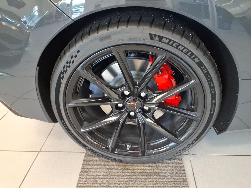 New 2027 Chevrolet Corvette Stingray Coupe w/ Z51 Performance Package RWD image 8