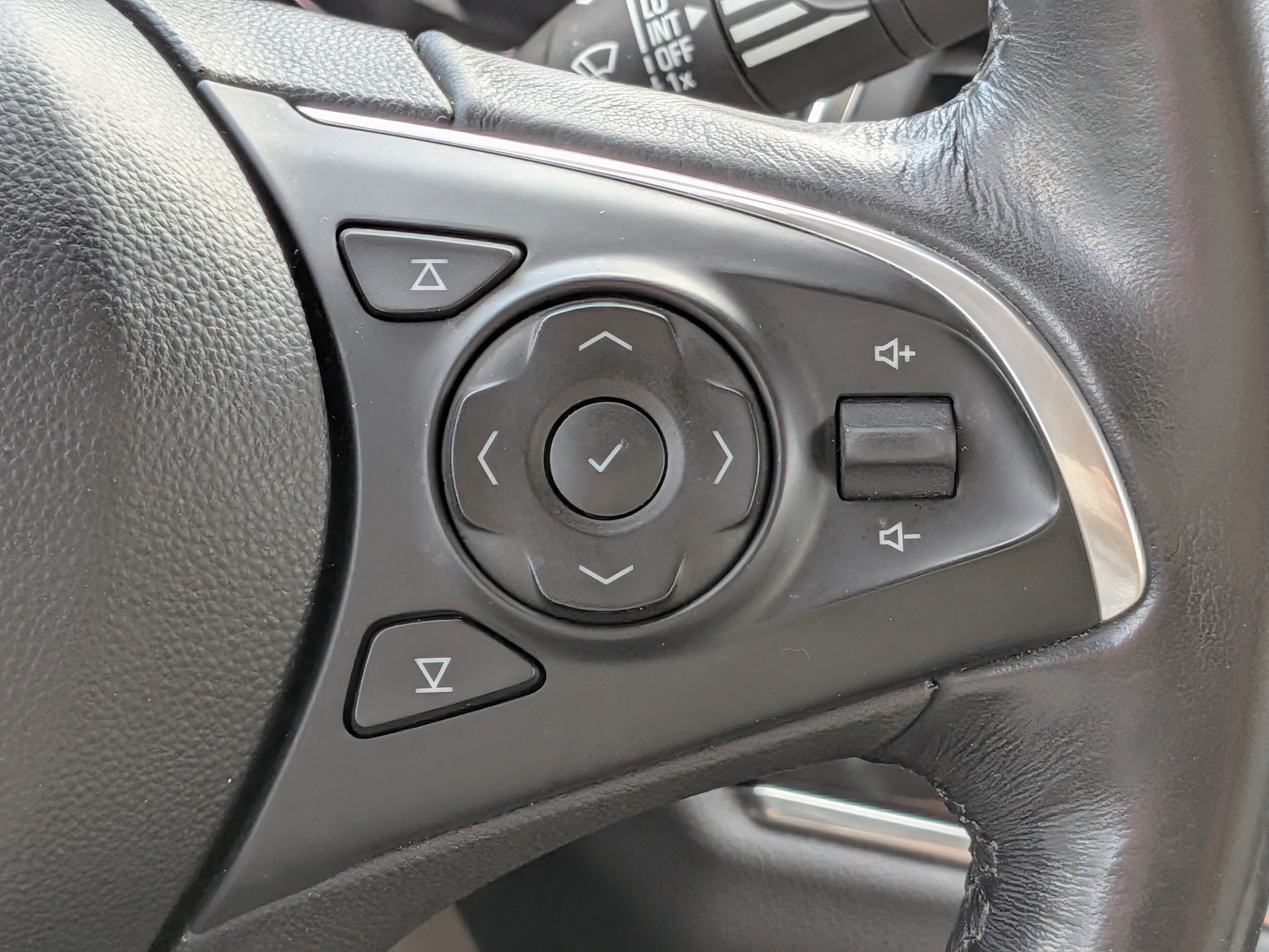 Certified 2019 Buick Enclave Premium FWD image 26