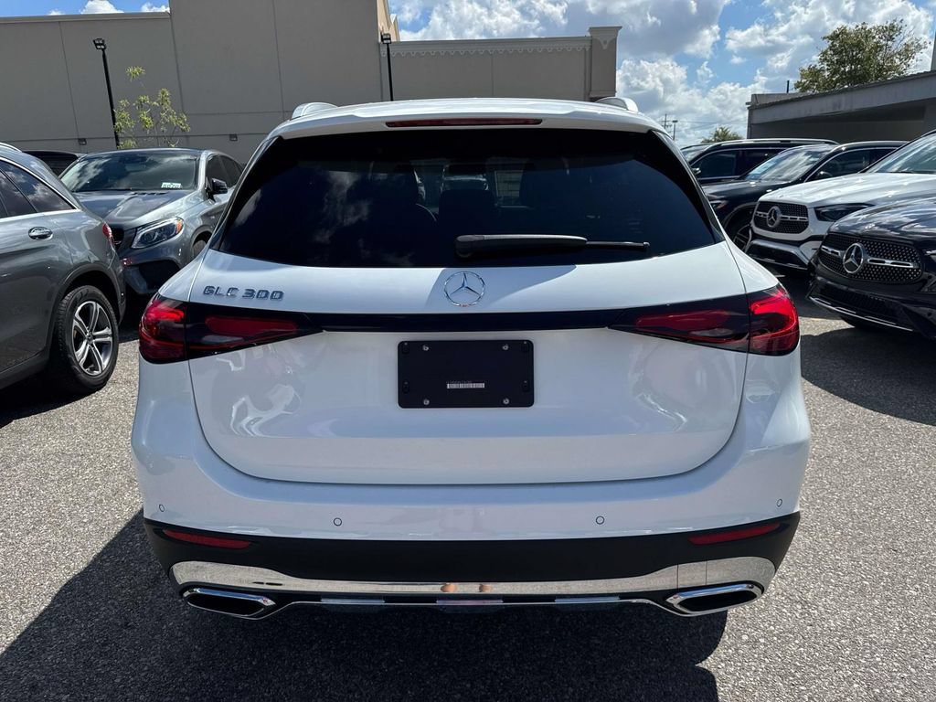Used 2026 Mercedes-Benz GLC 300 image 5