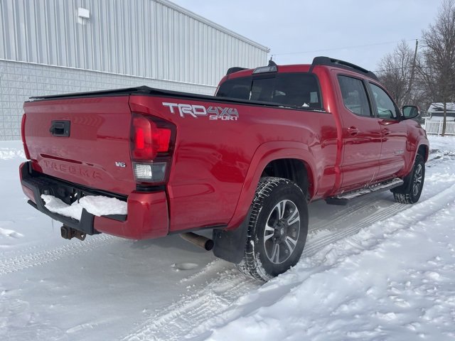 Used 2018 Toyota Tacoma TRD Sport image 14