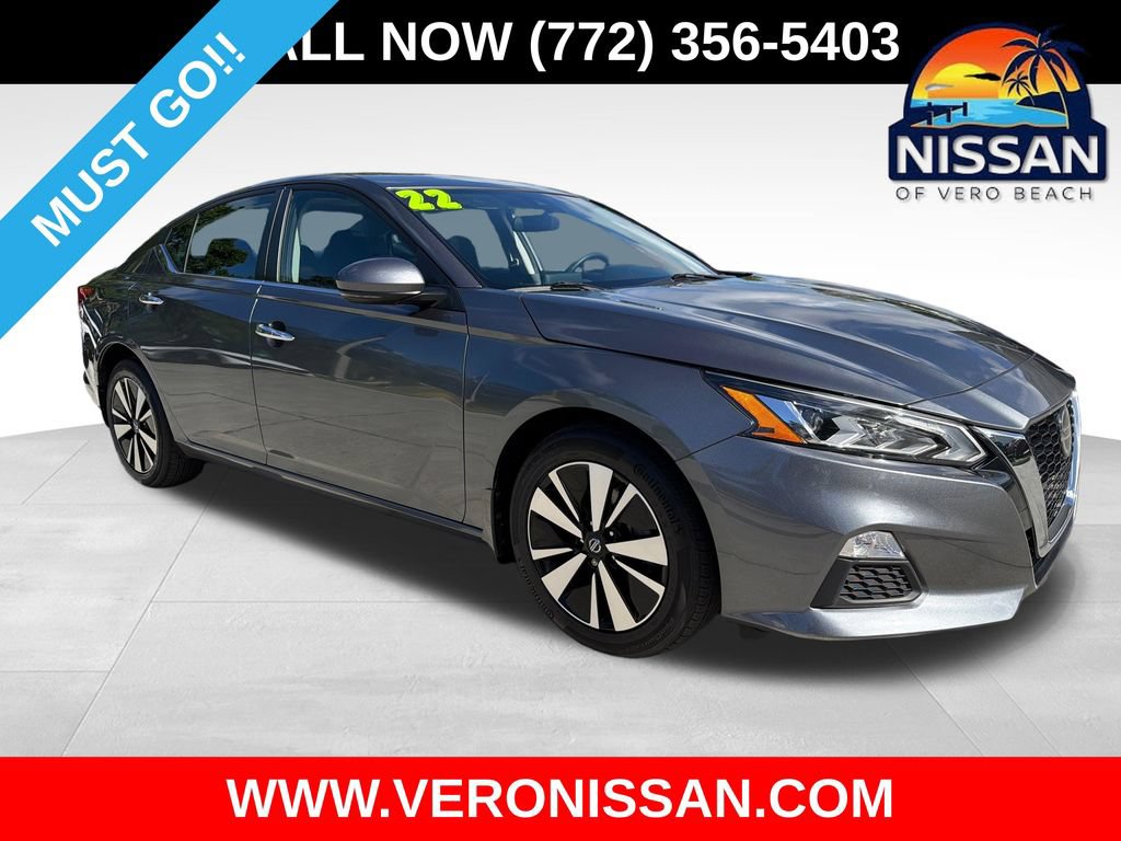 Used 2022 Nissan Altima 2.5 SV w/ SV Premium Package AWD/4WD image 1