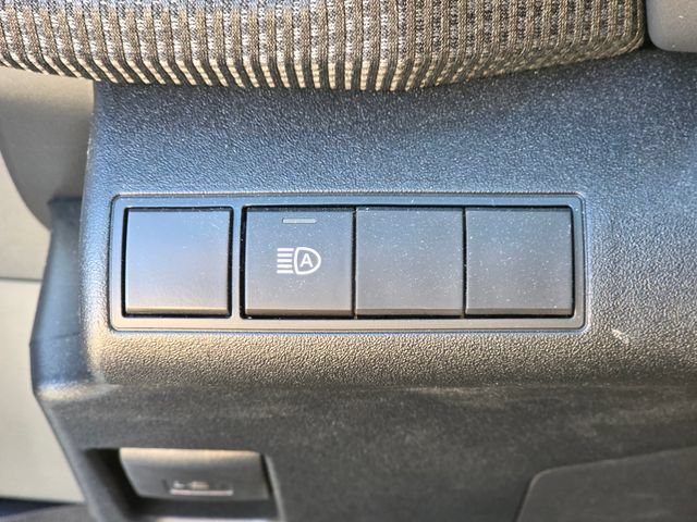 Certified 2025 Subaru Solterra w/ Premium Convenience Package AWD/4WD image 31