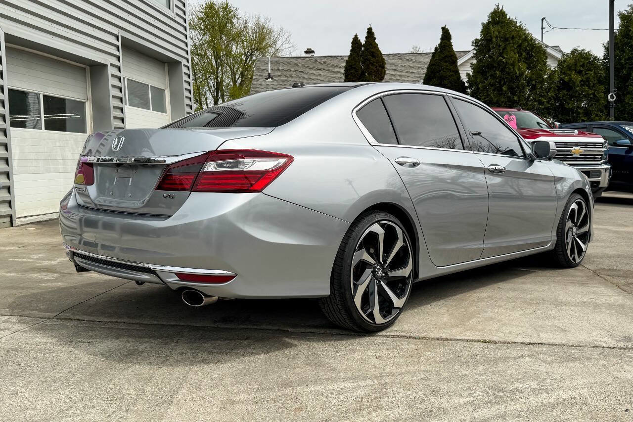 Used 2017 Honda Accord EX-L image 3